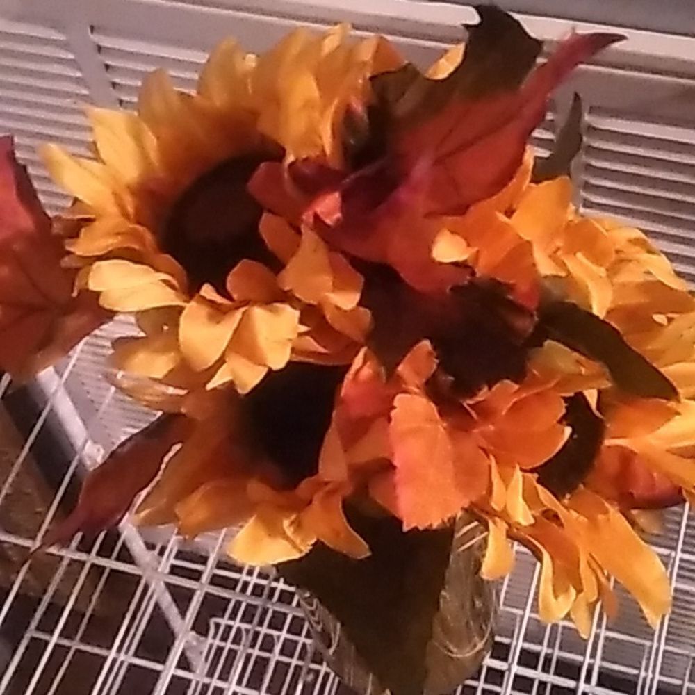 Kirkland Floral Arrangement - Picture 3 of 3